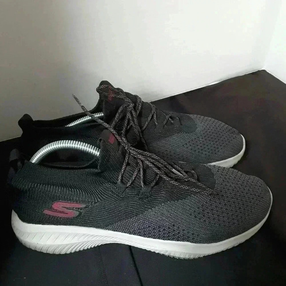 Skechers Air Cooled GOGA MAT size 13 - Picture 1 of 7